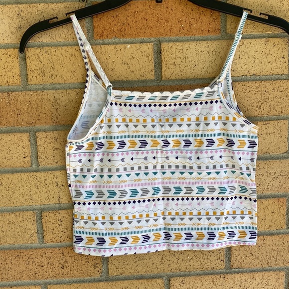 Patterned crop tank - Picture 2 of 3